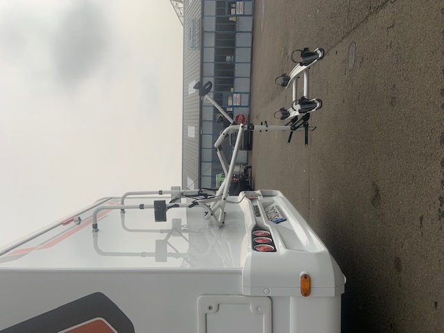 Hier noch die Seitenansicht im abgelassenen Zustand. Hier noch die Seitenansicht im abgelassenen Zustand.